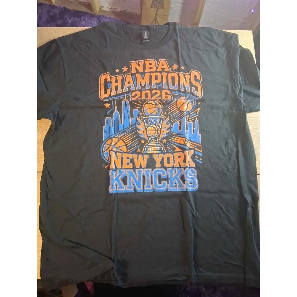Gildan New York Knicks NBA Champions 2026 Graphic T-Shirt Mens XL Black Tee